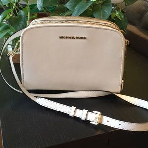 White 100% leather Michael Kors bag